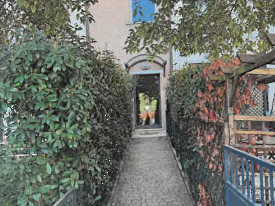Immagine 3 di Appartamento in vendita  in via Giuseppe Mazzini a Ozzano Dell'emilia