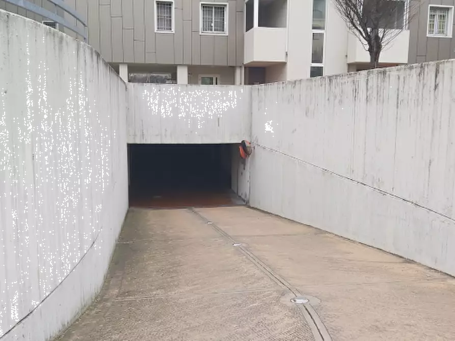 Immagine 4 di Garage in vendita  in via Piero Gobetti a Bologna