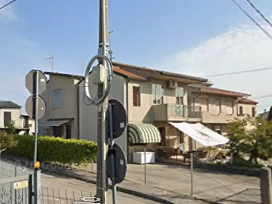 Immagine 3 di Casa indipendente in vendita  in Via Asilo a Anguillara Veneta