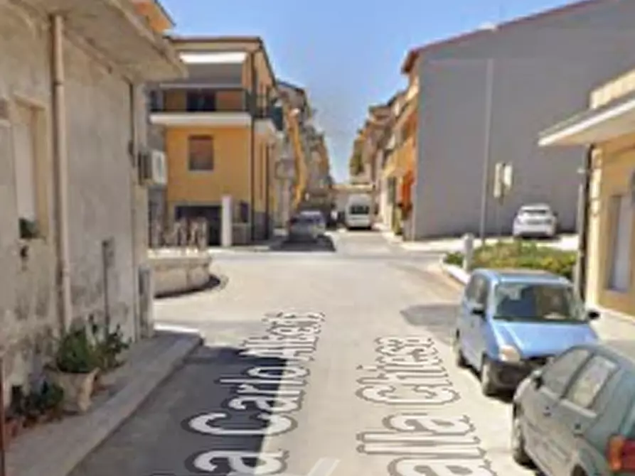 Immagine 5 di Appartamento in vendita  in Via Sturzo a Rosolini