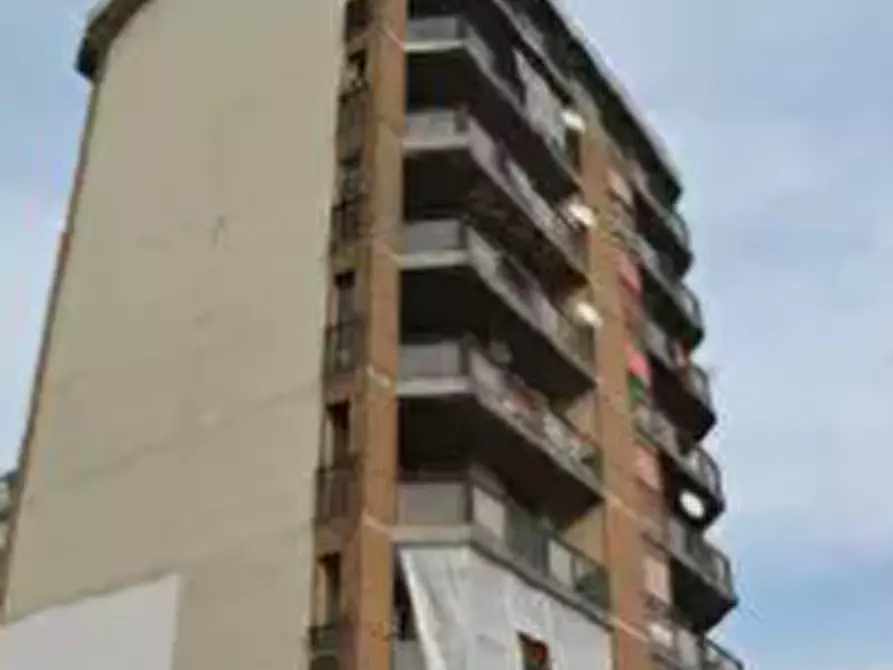 Immagine 4 di Appartamento in vendita  in Via Bissone a Baranzate