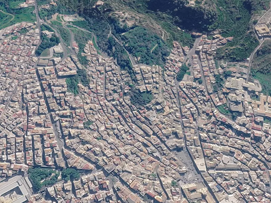 Immagine 5 di Casa indipendente in vendita  in Via Cuneo a Lentini