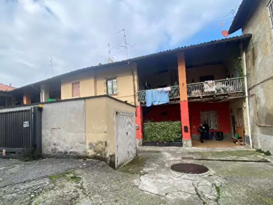 Immagine 2 di Appartamento in vendita  in Via Torre a Trezzo Sull'adda