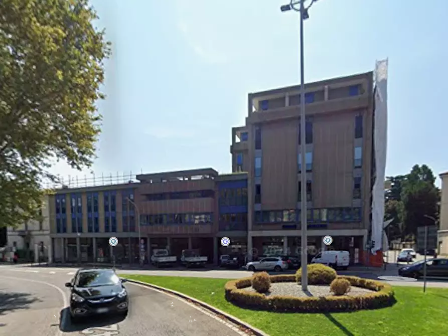 Immagine 5 di Appartamento in vendita  in Piazzale Camerlata a Como