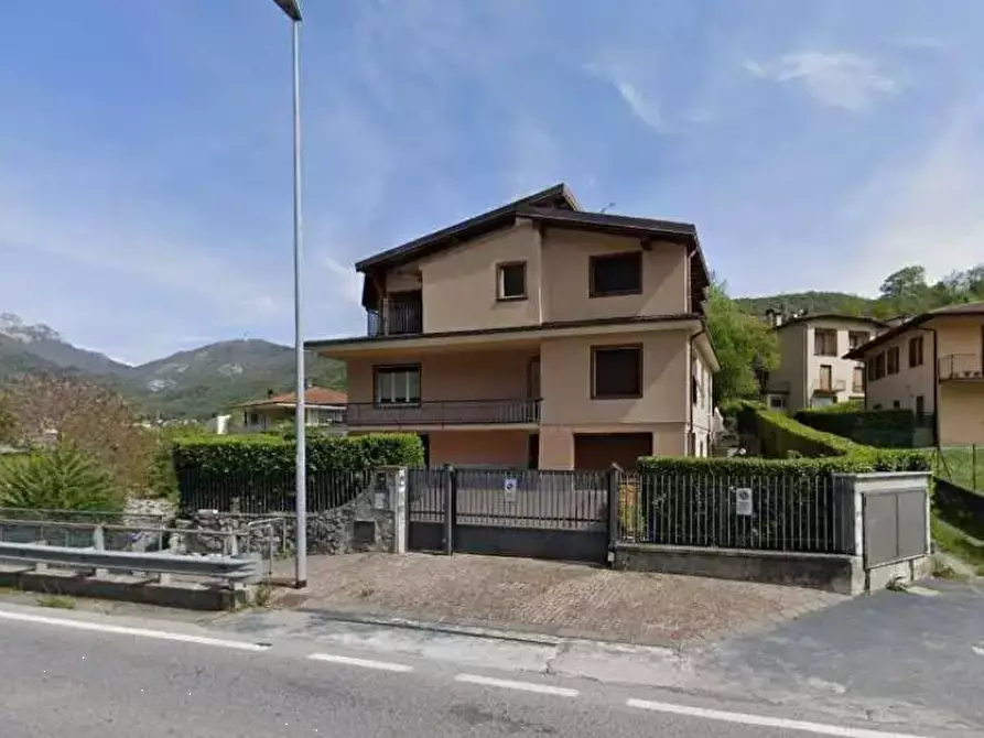 Immagine 2 di Appartamento in vendita  in Via Lambro a Castelmarte