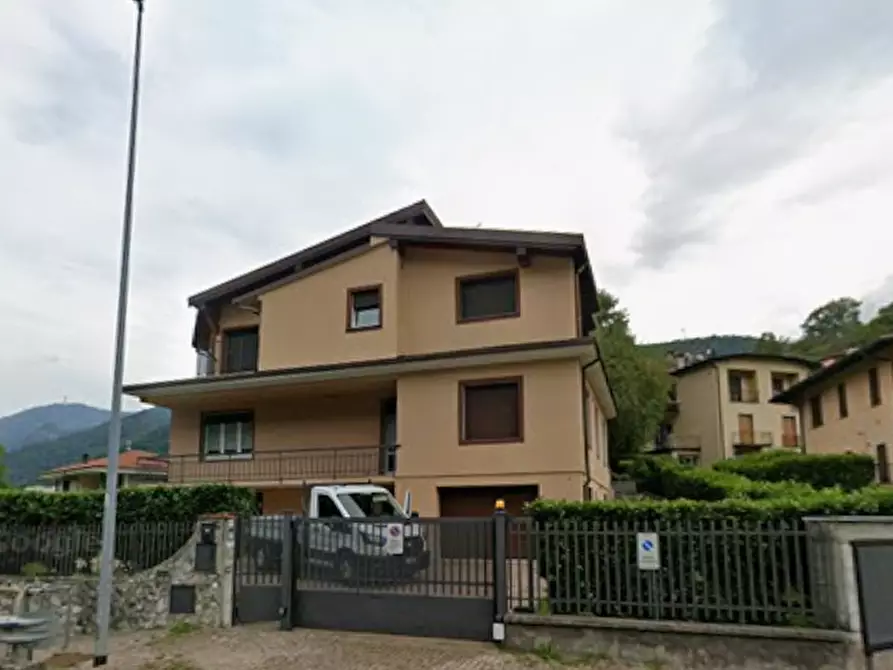 Immagine 8 di Appartamento in vendita  in Via Lambro a Castelmarte