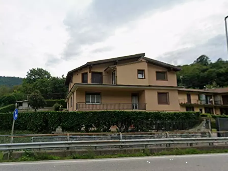 Immagine 11 di Appartamento in vendita  in Via Lambro a Castelmarte