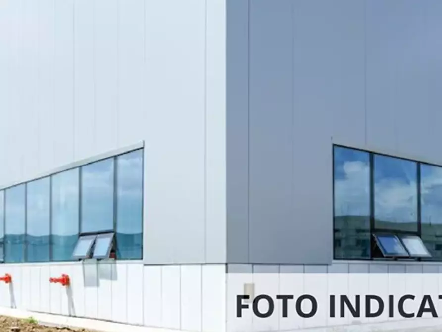 Immagine 4 di Magazzino in vendita  in Viale degli Alpini a Refrontolo