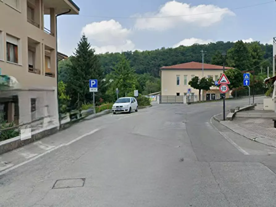 Immagine 6 di Magazzino in vendita  in Viale degli Alpini a Refrontolo
