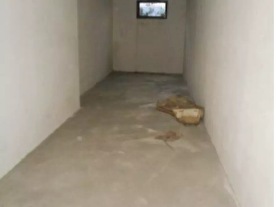 Immagine 2 di Magazzino in vendita  in Viale degli Alpini a Refrontolo