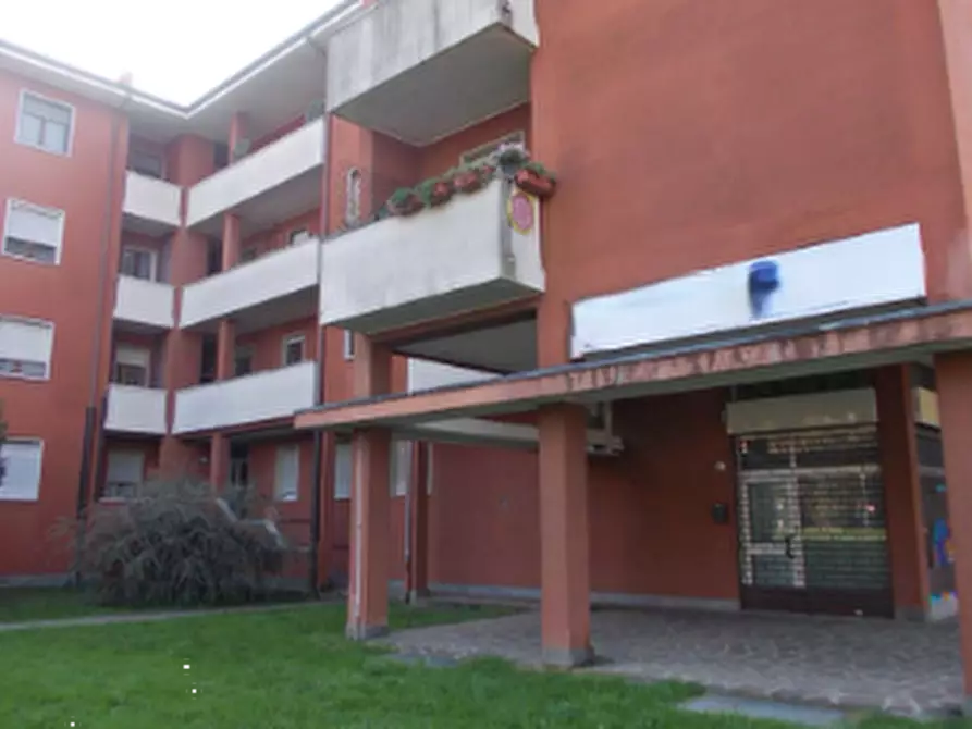 Immagine 3 di Appartamento in vendita  in Via Giuseppe Mazzini a Trezzo Sull'adda