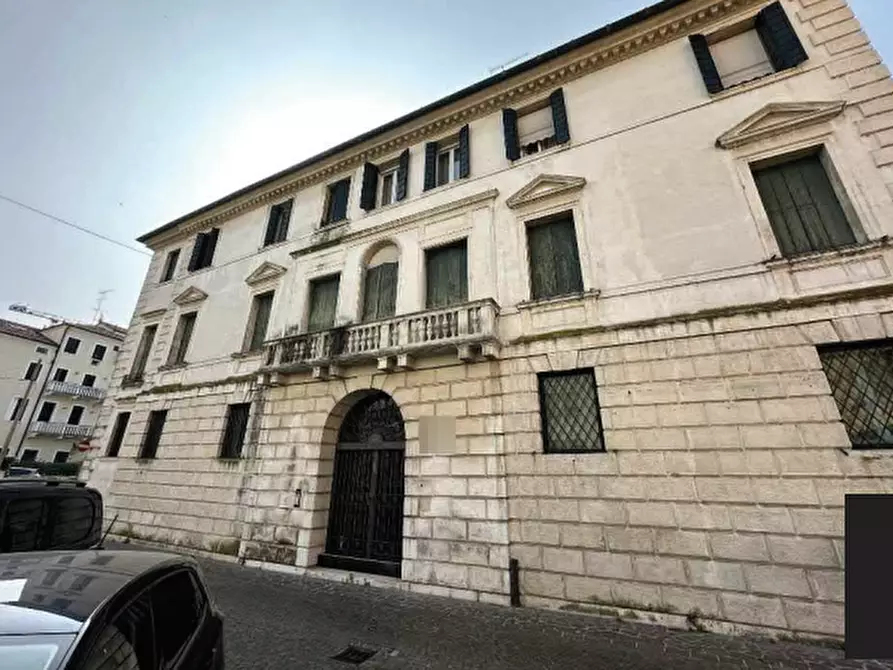 Immagine 4 di Appartamento in vendita  in Via Avogari a Treviso