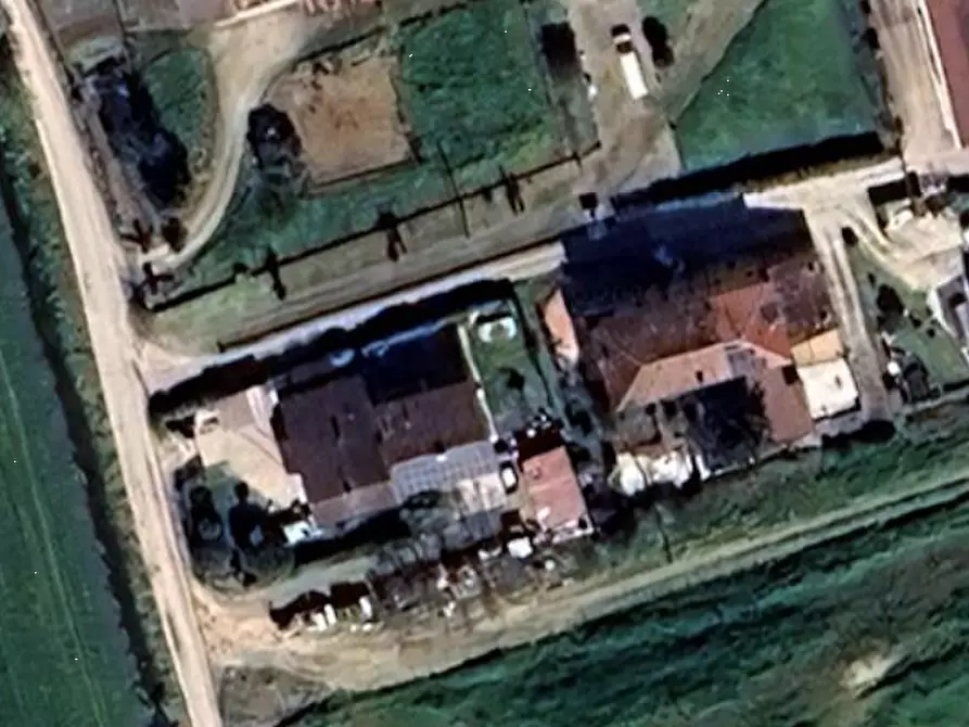 Immagine 12 di Porzione di casa in vendita  in Via Varana a Nogarole Rocca