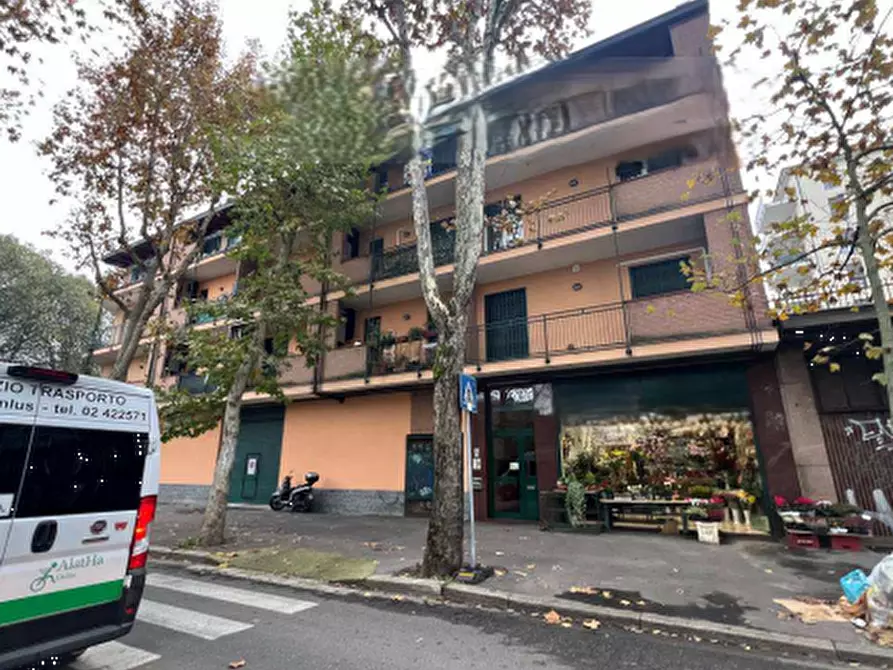 Immagine 3 di Appartamento in vendita  in Piazza Cimitero Maggiore a Milano