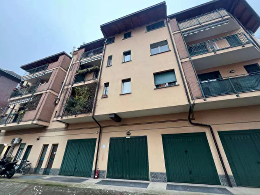 Immagine 4 di Appartamento in vendita  in Piazza Cimitero Maggiore a Milano