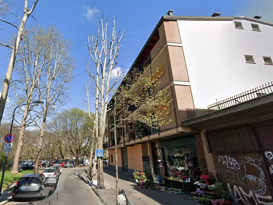 Immagine 5 di Appartamento in vendita  in Piazza Cimitero Maggiore a Milano