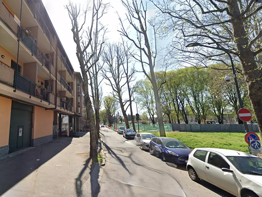 Immagine 14 di Appartamento in vendita  in Piazza Cimitero Maggiore a Milano