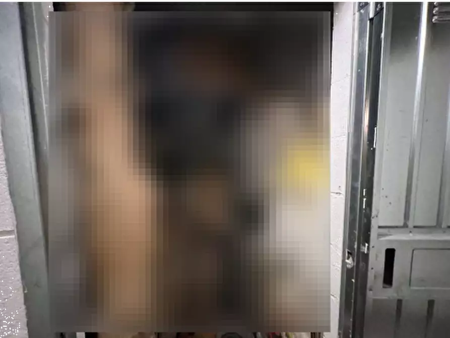 Immagine 27 di Appartamento in vendita  in Piazza Cimitero Maggiore a Milano