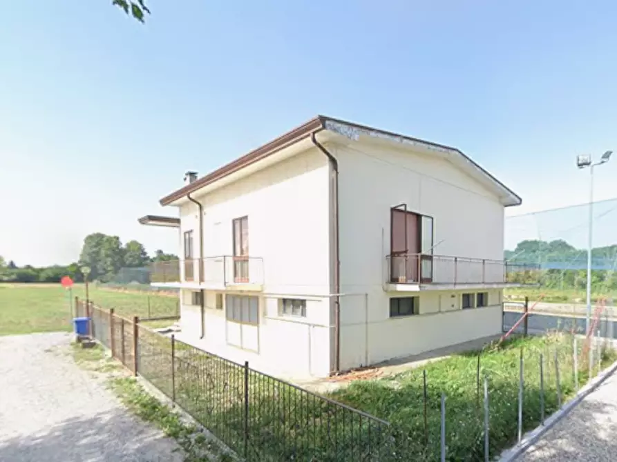 Immagine 8 di Casa indipendente in vendita  in Via dell'Isola a Treviso