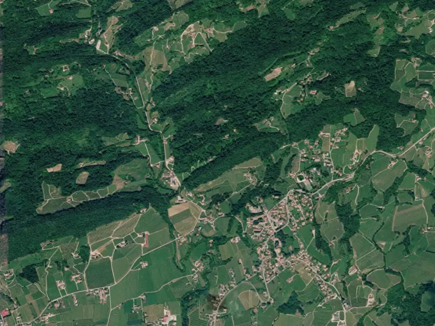 Immagine 6 di Magazzino in vendita  in Viale degli Alpini a Refrontolo