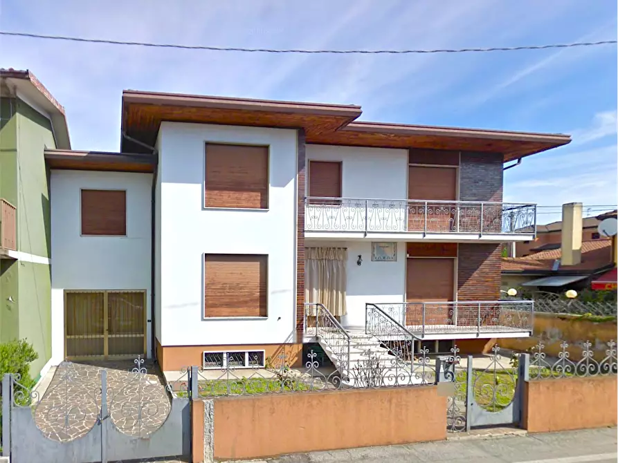 Immagine 2 di Casa indipendente in vendita  in Via A. Mantegna a Tombolo