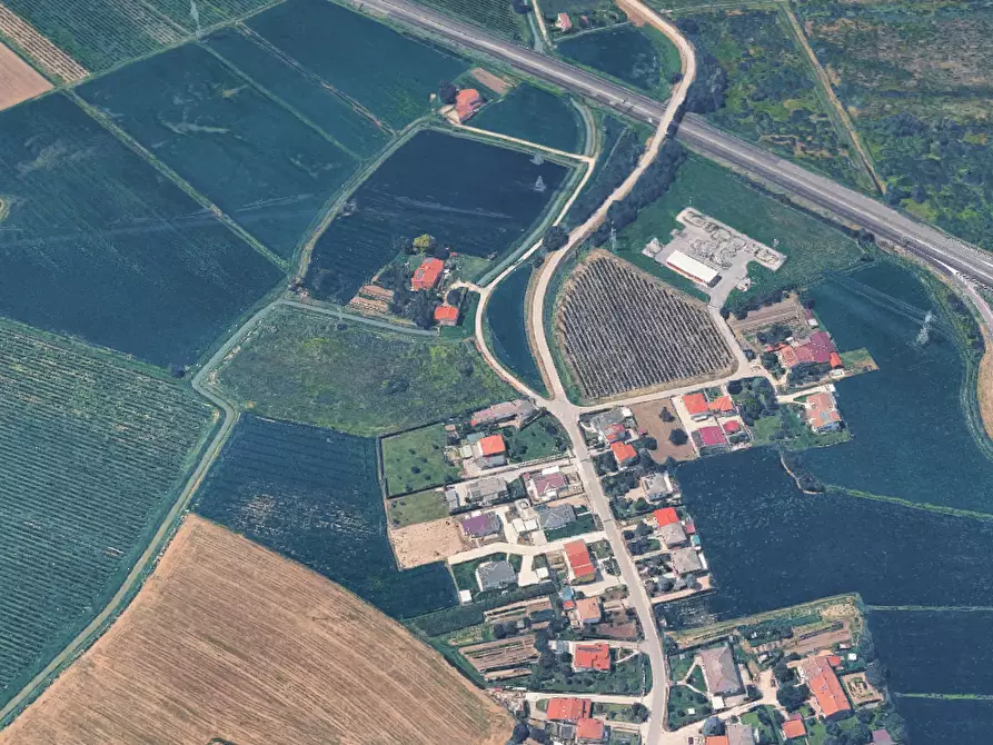 Immagine 7 di Terreno agricolo in vendita  in Via Chiodare a Due Carrare
