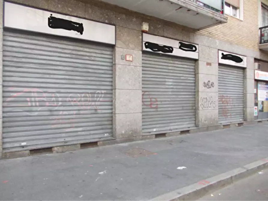 Immagine 11 di Negozio in vendita  in Via Neera a Milano
