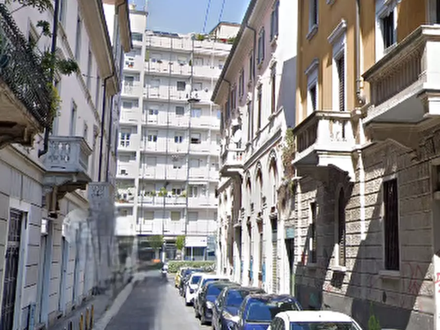 Immagine 11 di Appartamento in vendita  in Via Pasteur Luigi a Milano