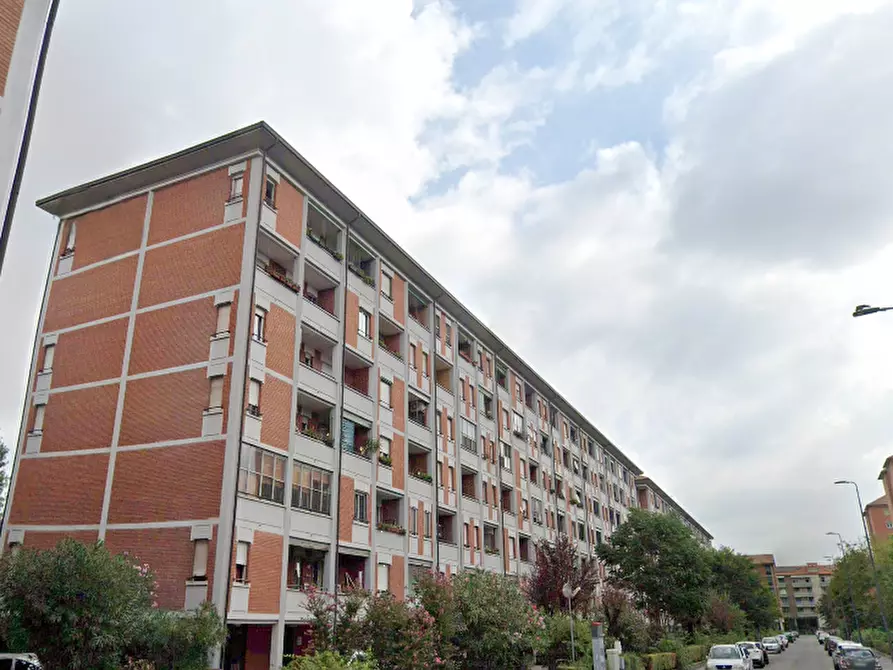 Immagine 12 di Appartamento in vendita  in Via Longarone a Milano