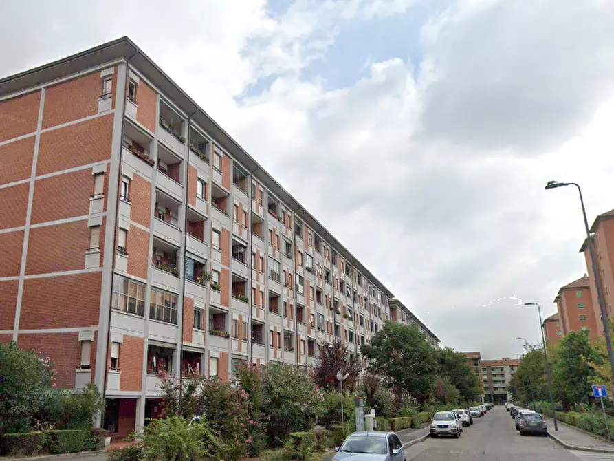 Immagine 20 di Appartamento in vendita  in Via Longarone a Milano