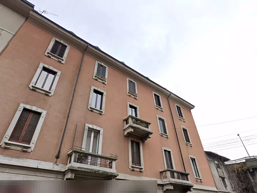 Immagine 2 di Appartamento in vendita  in Via Emilio de Marchi a Milano