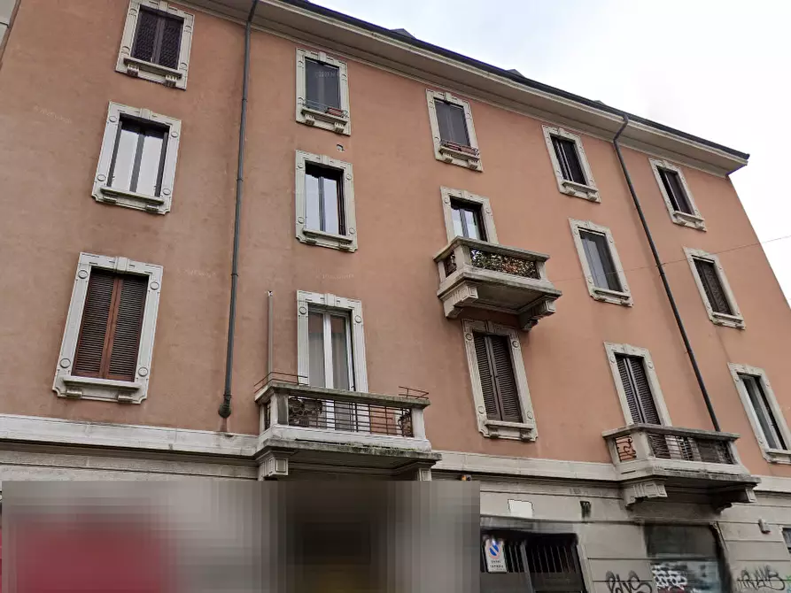 Immagine 3 di Appartamento in vendita  in Via Emilio de Marchi a Milano