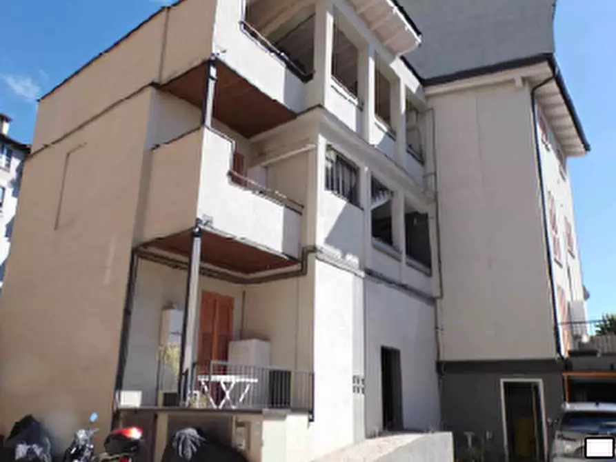 Immagine 14 di Appartamento in vendita  in Via Emilio de Marchi a Milano