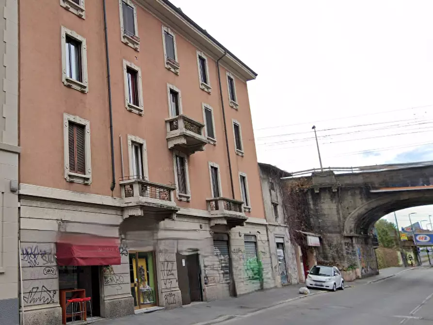 Immagine 13 di Appartamento in vendita  in Via Emilio de Marchi a Milano