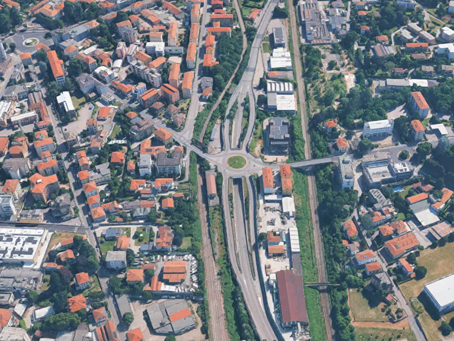 Immagine 7 di Appartamento in vendita  in Via Canturina a Como