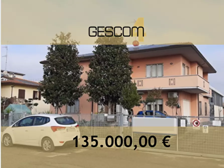 Immagine 2 di Appartamento in vendita  in Zambrini a Imola