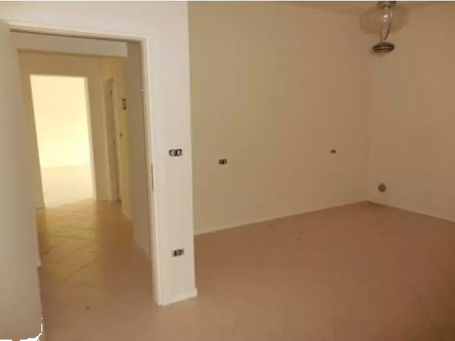 Immagine 33 di Appartamento in vendita  in Via Pagnina a Mordano