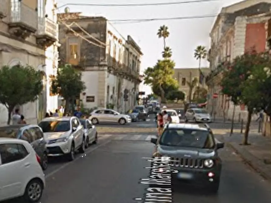Immagine 5 di Appartamento in vendita  in Via Nino Bixio a Siracusa