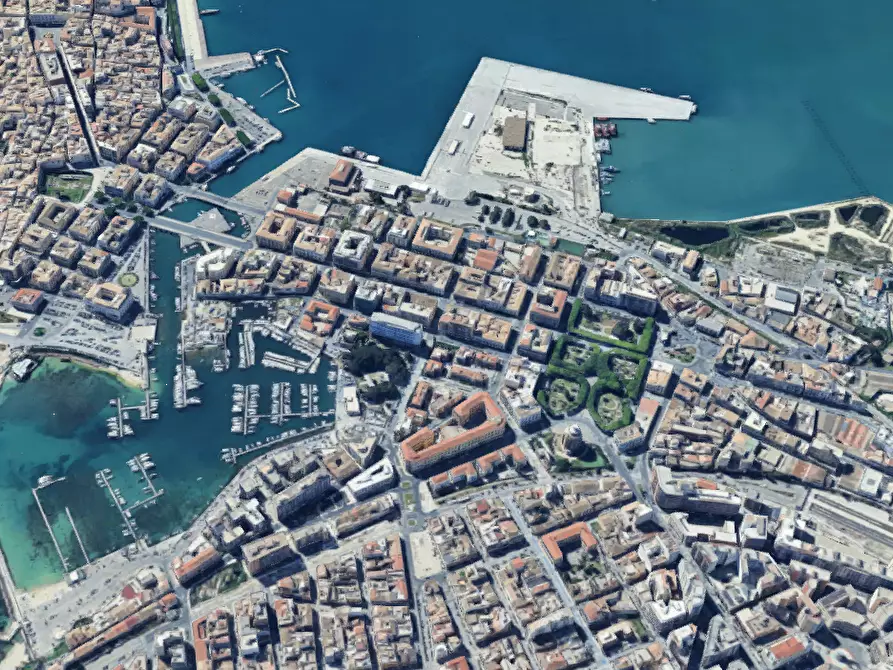 Immagine 10 di Appartamento in vendita  in Via Nino Bixio a Siracusa