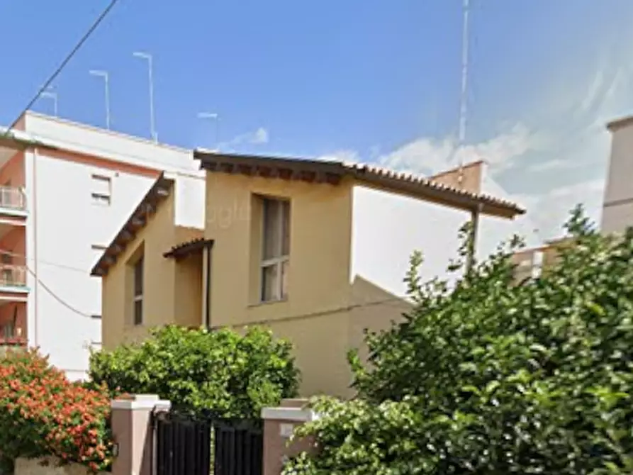 Immagine 5 di Casa indipendente in vendita  in Via Filippo Juvara a Siracusa