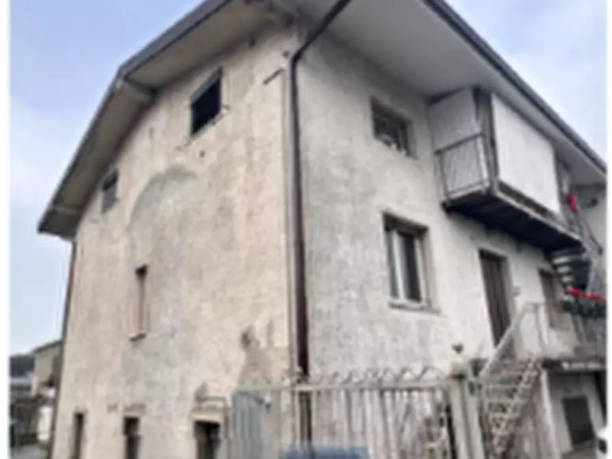 Immagine 5 di Appartamento in vendita  in Via Benaco a Bedizzole
