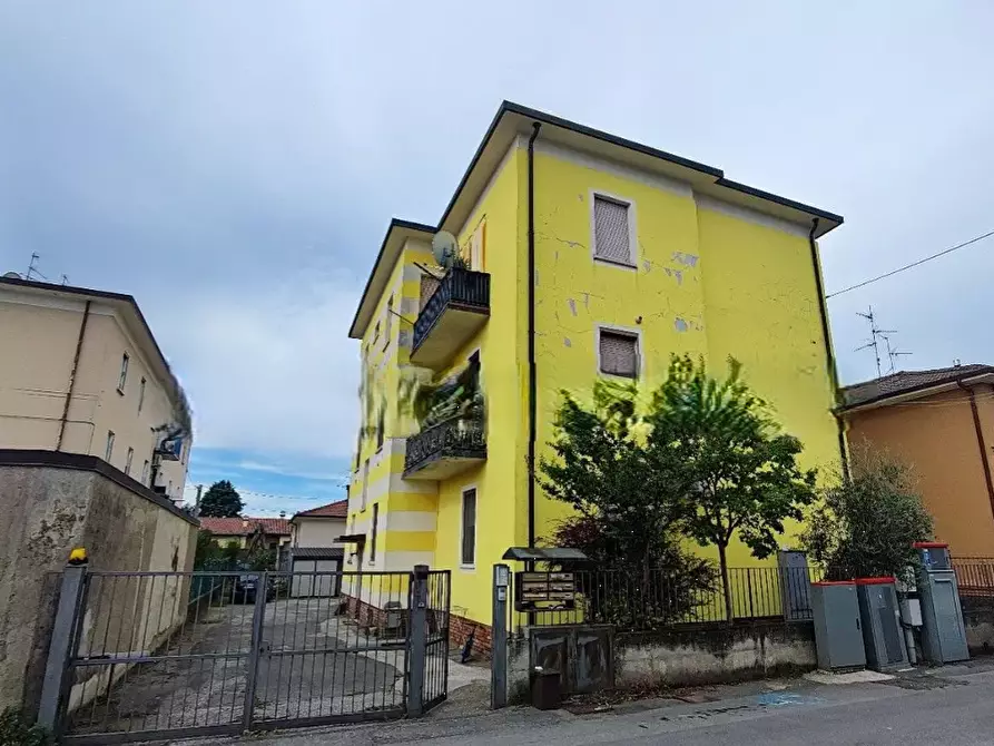 Immagine 4 di Appartamento in vendita  in Via piave a Rovato