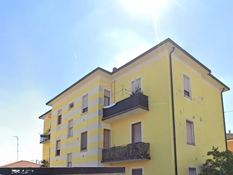 Immagine 7 di Appartamento in vendita  in Via piave a Rovato