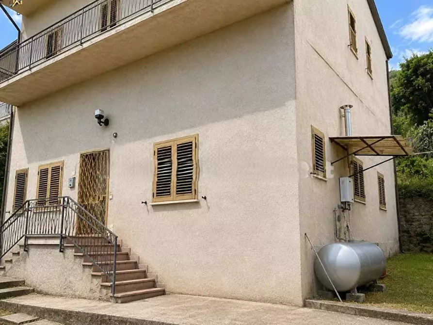 Immagine 8 di Appartamento in vendita  in Via Giovanni Bovio  a Paupisi