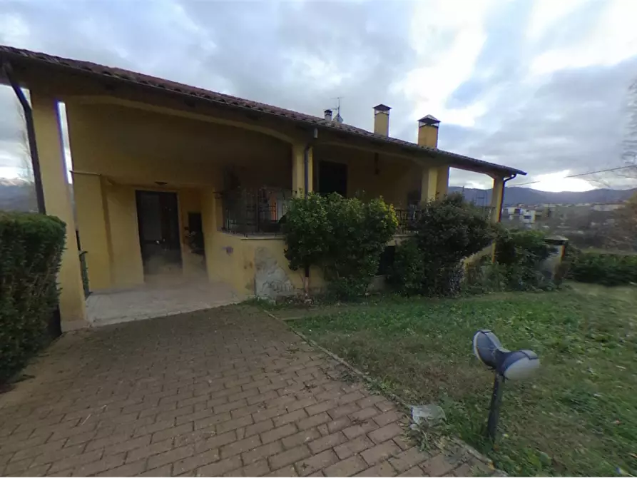 Immagine 5 di Appartamento in vendita  in Via Sant'Anna a L'aquila