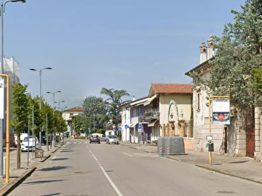 Immagine 6 di Garage in vendita  in Piazza A. De Gasperi a San Giovanni Lupatoto