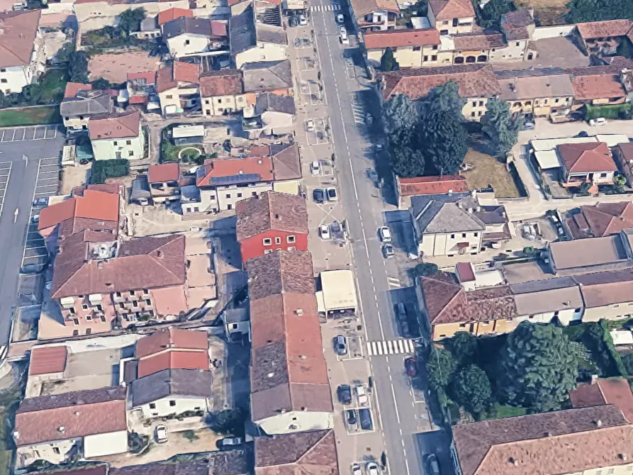 Immagine 7 di Garage in vendita  in Piazza A. De Gasperi a San Giovanni Lupatoto