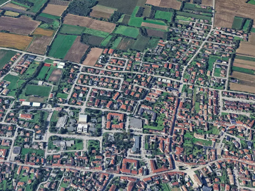 Immagine 13 di Negozio in vendita  in viale G. D'Annunzio a Roveredo In Piano
