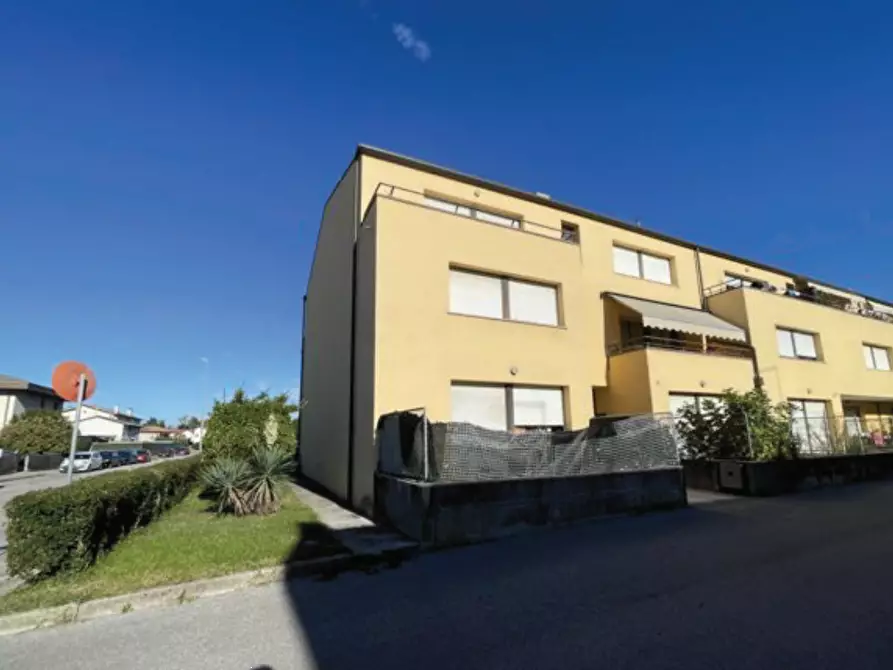 Immagine 2 di Appartamento in vendita  in Via Toniolo a Spresiano