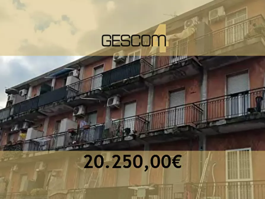 Immagine 1 di Appartamento in vendita  in Via Val Di Non a Milano
